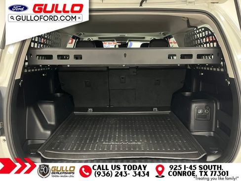 Used 2022 Toyota 4Runner SR5 Premium w/ Moonroof Package AWD/4WD image 9