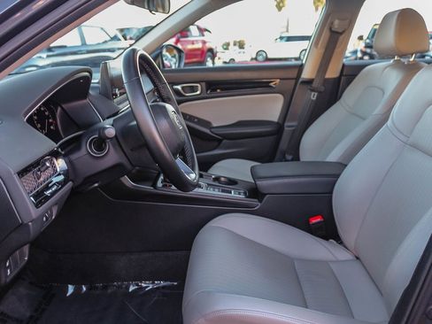 Used 2024 Honda Civic EX-L image 18
