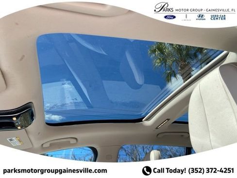 Used 2023 Mercedes-Benz EQS 450+ SUV image 12