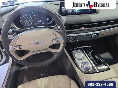 Used 2021 Genesis G80 2.5T RWD image 8