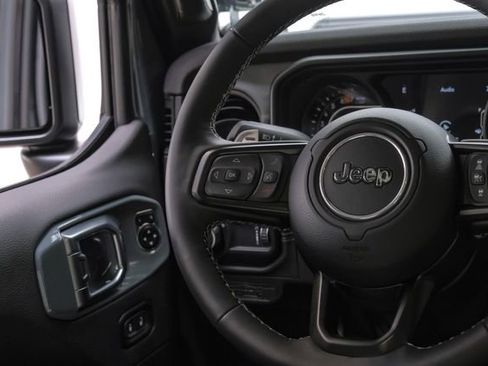 Used 2024 Jeep Wrangler Unlimited Rubicon 392 image 58