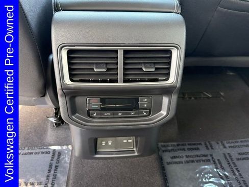 Used 2025 Volkswagen Atlas SEL AWD/4WD image 22