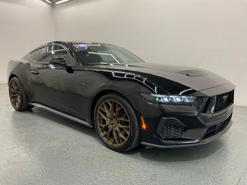 Used 2025 Ford Mustang GT w/ Mustang Nite Pony Package RWD image 8