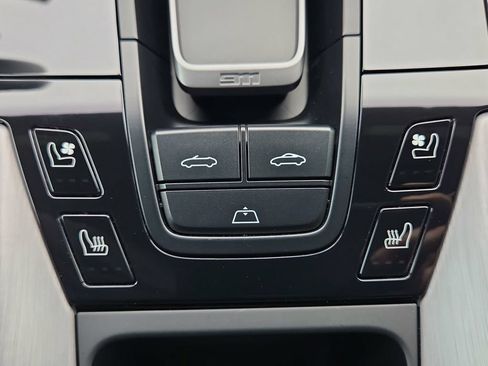 Certified 2022 Porsche 911 Carrera 4S AWD/4WD image 15