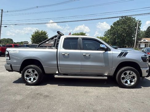 Used 2019 RAM 1500 Big Horn AWD/4WD image 12