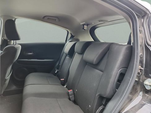 Used 2016 Honda HR-V LX image 16