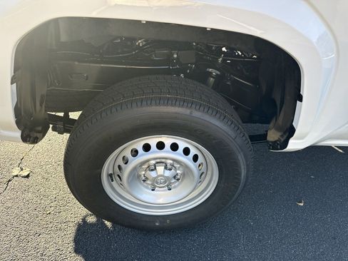 New 2024 Toyota Tacoma SR image 11