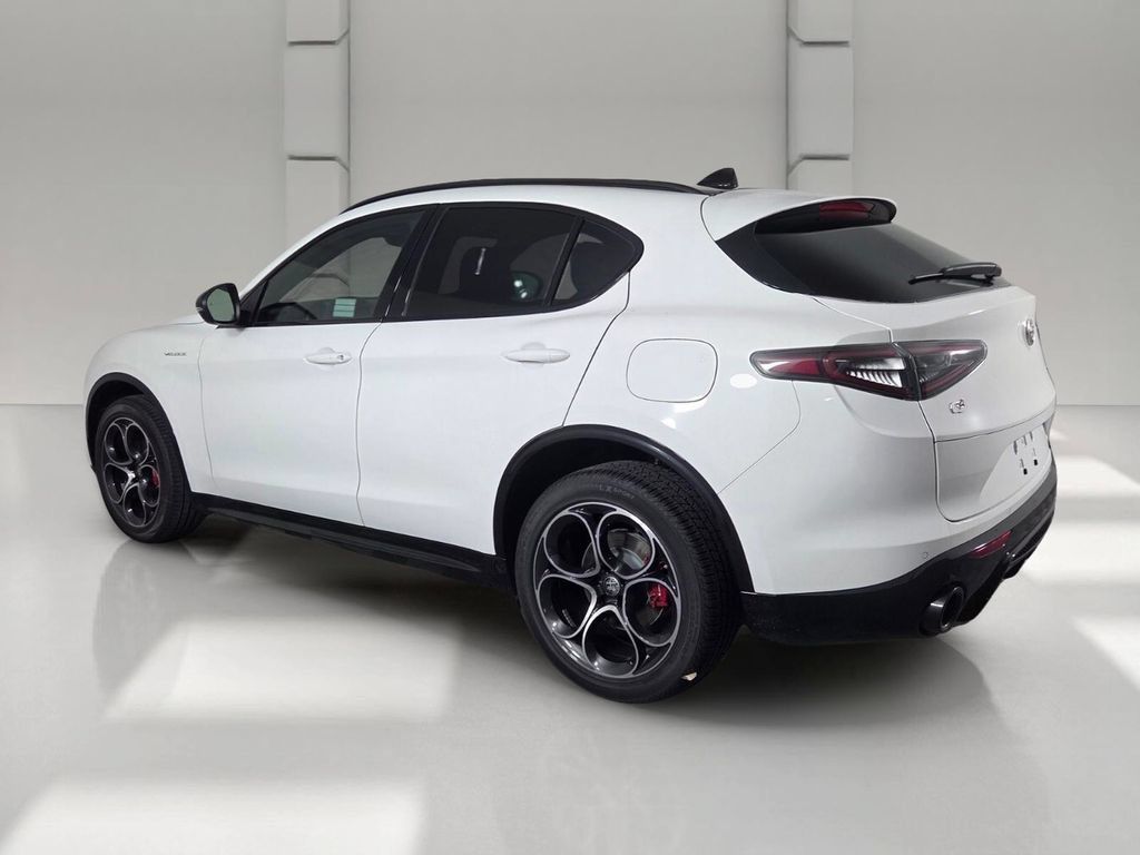 New 2026 Alfa Romeo Stelvio Sprint w/ Convenience Package AWD/4WD image 7