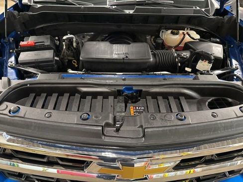 Used 2024 Chevrolet Silverado 1500 LT w/ Z71 Off-Road Package image 28