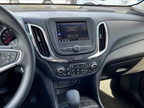 Used 2024 Chevrolet Equinox LT image 6