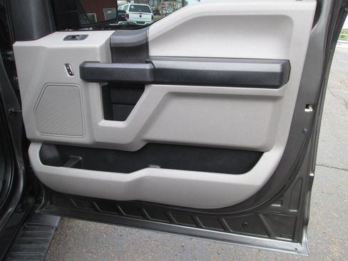 Used 2015 Ford F150 XL w/ Equipment Group 101A Mid image 23