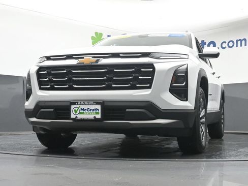 Used 2025 Chevrolet Equinox LT w/ Convenience Package II AWD/4WD image 7