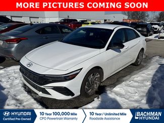 Certified 2025 Hyundai Elantra SEL video 2