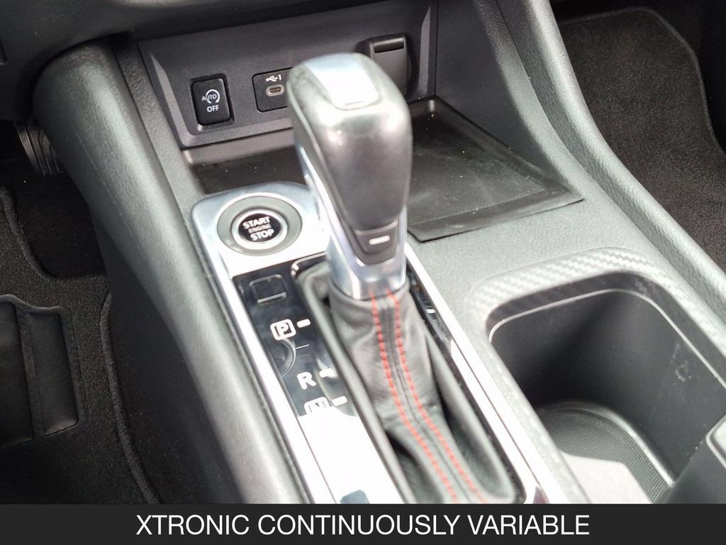 Certified 2024 Nissan Sentra SR FWD image 20