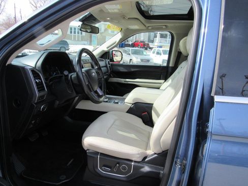 Used 2020 Ford Expedition Platinum image 13