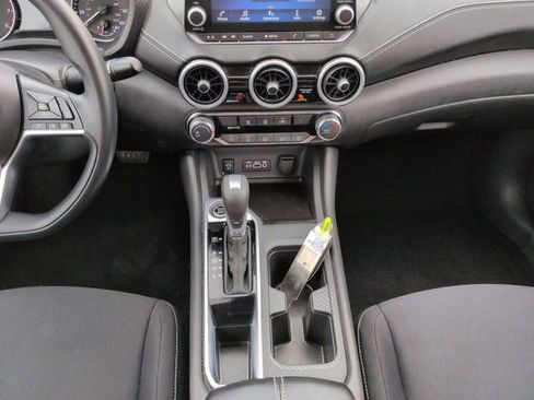 Used 2025 Nissan Sentra SV image 21