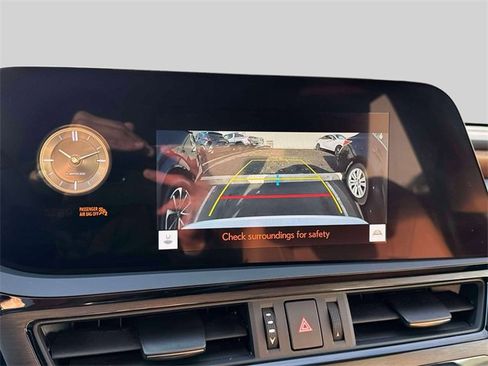 Used 2023 Lexus ES 350 w/ Premium Package image 31