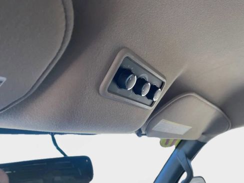 Used 2017 Chevrolet Express 3500 LS image 18