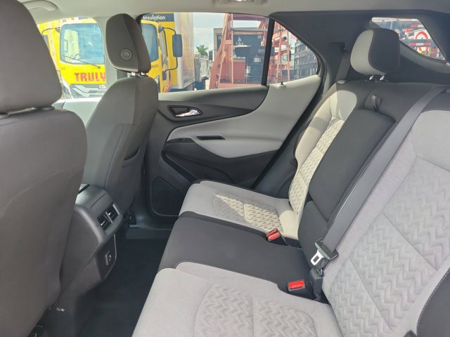 Used 2023 Chevrolet Equinox LS FWD image 14