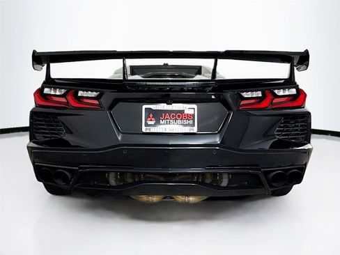 Used 2023 Chevrolet Corvette Stingray Preferred Conv w/ 2LT image 21