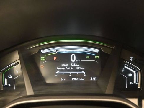 Used 2022 Honda CR-V Touring image 30
