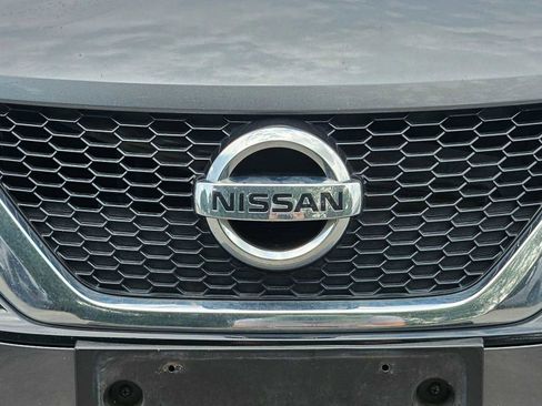 Used 2018 Nissan Versa Note SV FWD image 11