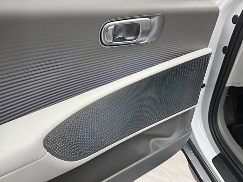 New 2025 Hyundai Ioniq 6 SEL image 10