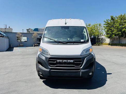 Used 2025 RAM ProMaster 2500 w/ Convenience Group FWD image 6
