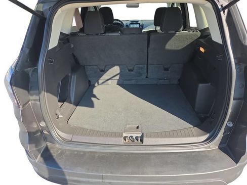 Used 2018 Ford Escape SE w/ SE Sync 3 Package FWD image 43