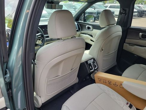 New 2026 Kia Sorento SX Prestige AWD/4WD image 17