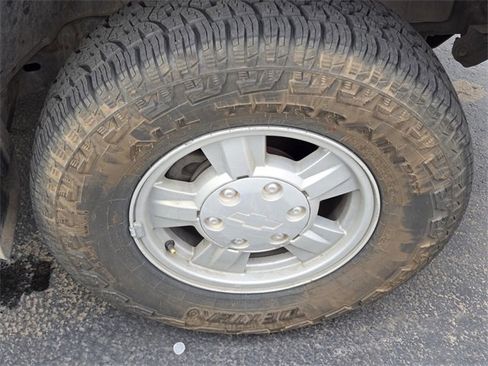 Used 2005 Chevrolet Colorado LS w/ Power Convenience Package image 4