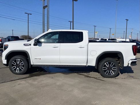 Used 2024 GMC Sierra 1500 AT4 w/ Technology Package image 2