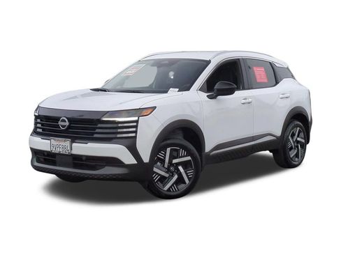 Used 2026 Nissan Kicks SV FWD image 1