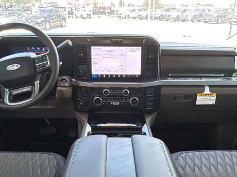 Used 2026 Ford F250 Platinum w/ Platinum Plus Package AWD/4WD image 17