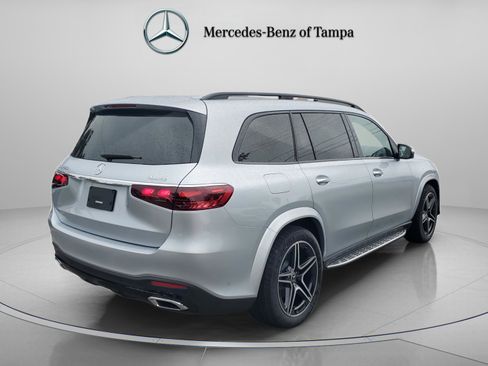 Used 2026 Mercedes-Benz GLS 450 4MATIC image 4