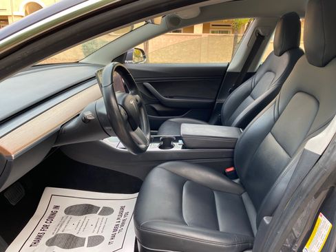 Used 2018 Tesla Model 3 Long Range image 24