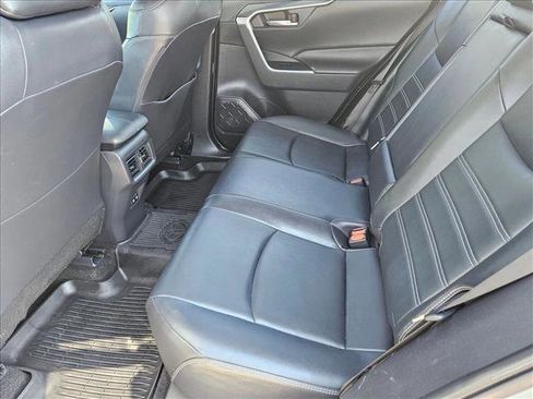 Used 2019 Toyota RAV4 XLE Premium w/ Phone Cable & Charge Package image 18