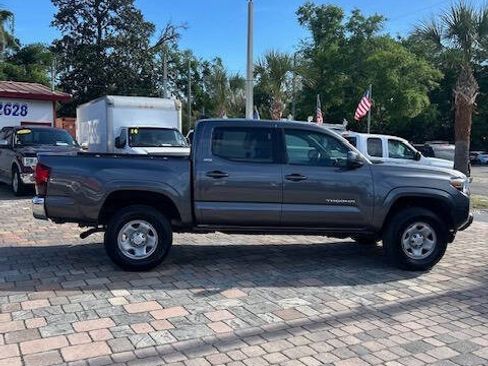 Used 2021 Toyota Tacoma SR5 RWD image 7