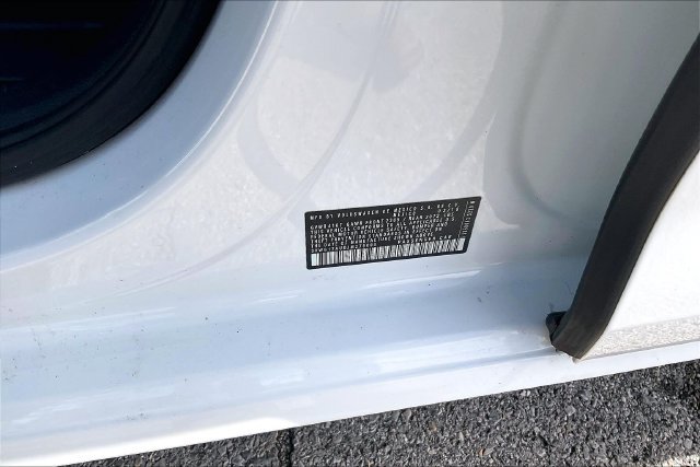 Used 2018 Volkswagen Golf S FWD image 28
