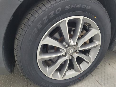 Used 2018 Hyundai Santa Fe SE AWD/4WD image 31