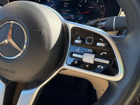 Used 2022 Mercedes-Benz GLC 300 GLC 300 image 33