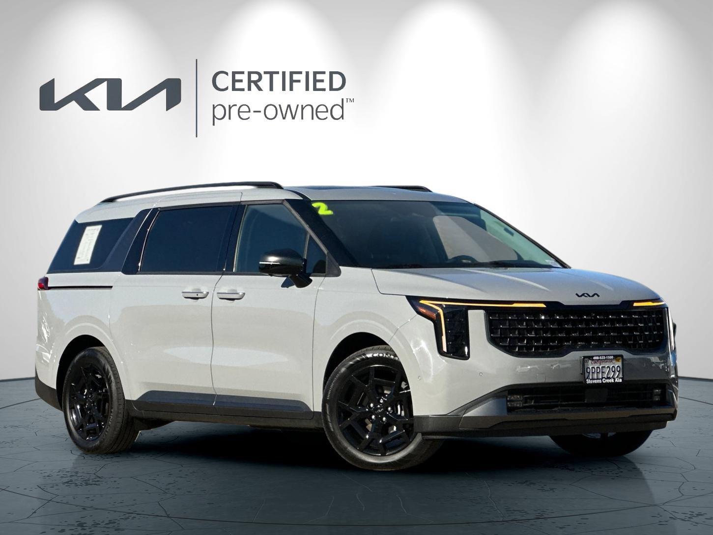 Certified 2025 Kia Carnival SX Prestige FWD image 2