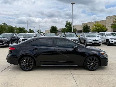 Used 2023 Toyota Corolla SE FWD image 6