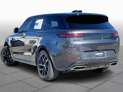 Used 2023 Land Rover Range Rover Sport SE image 11