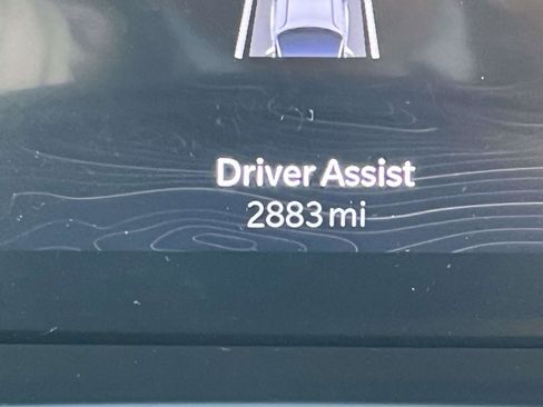 Used 2025 Jeep Grand Cherokee Limited image 21