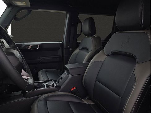 New 2026 Ford Bronco Outer Banks image 12