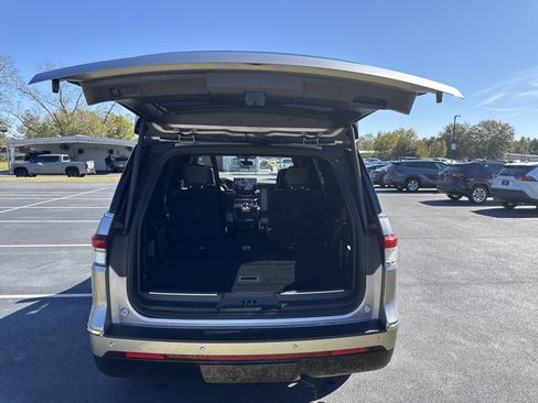 Used 2023 Lincoln Navigator Reserve image 31