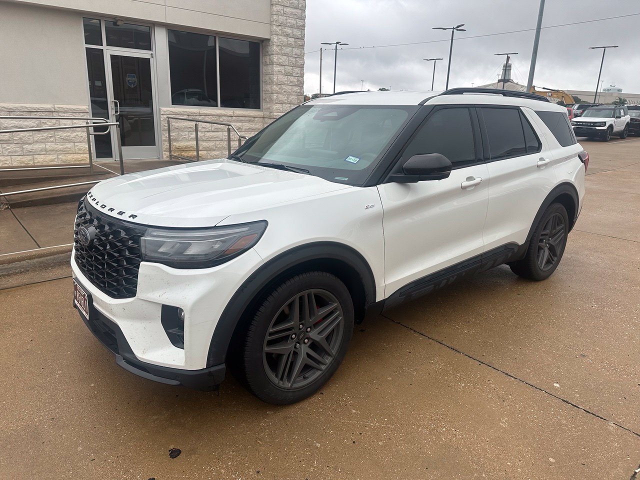 Used 2026 Ford Explorer ST-Line w/ ST-Line Street Pack RWD image 1