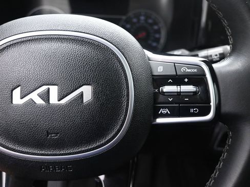 Used 2023 Kia Sorento S w/ Panoramic Sunroof Package image 14