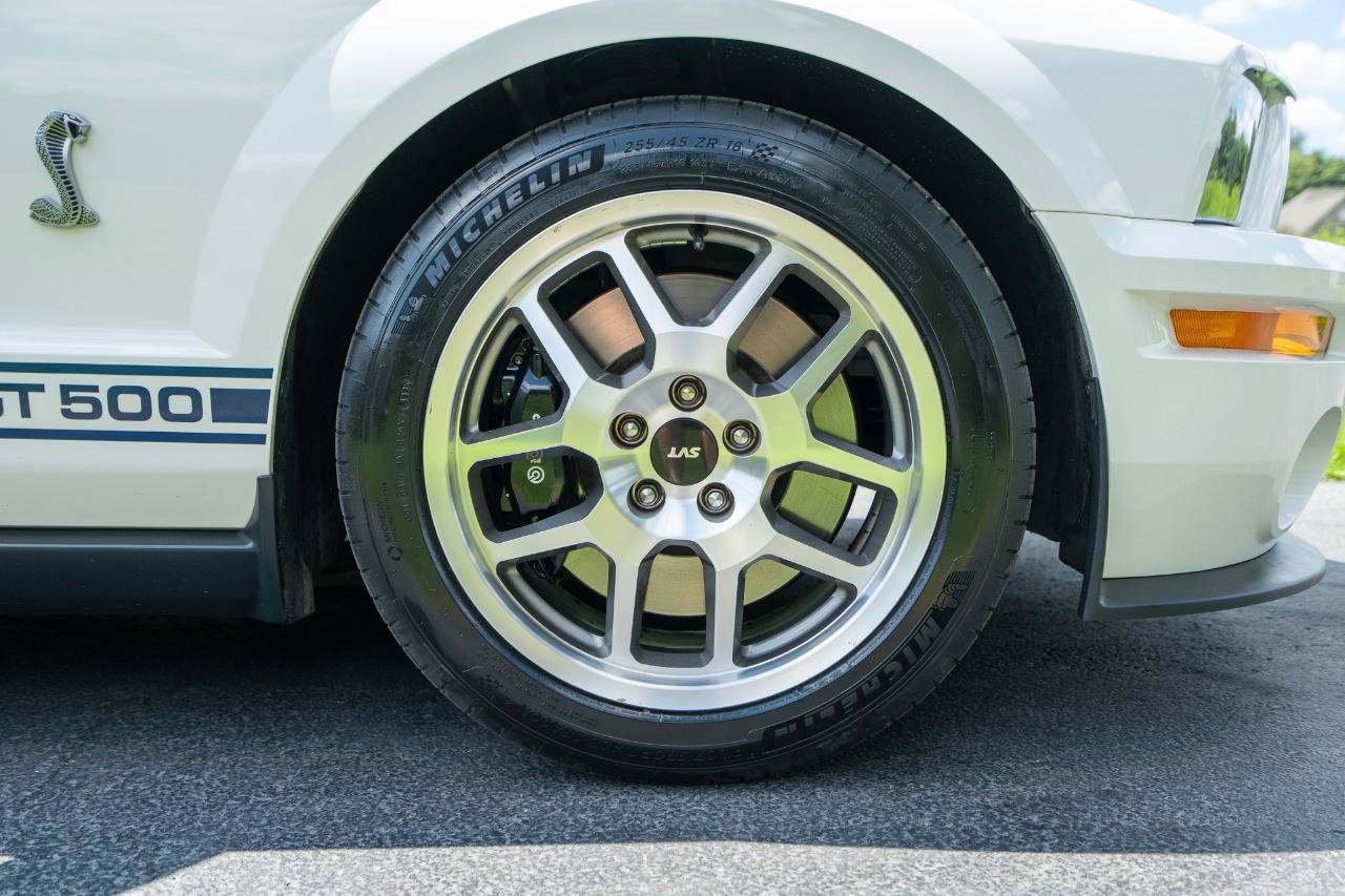 Used 2008 Ford Mustang Shelby GT500 RWD image 31